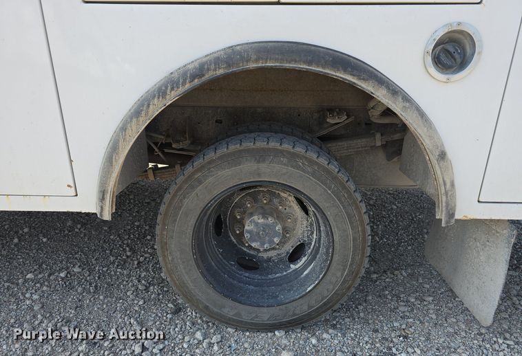 image for item DS4832 2019 Dodge Ram 5500HD utility / service truck