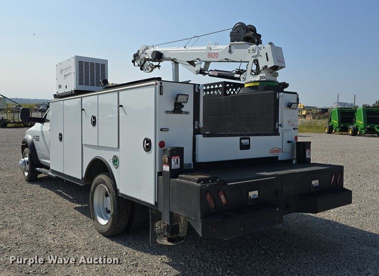 image for item DS4833 2018 Dodge Ram 5500HD utility / service truck