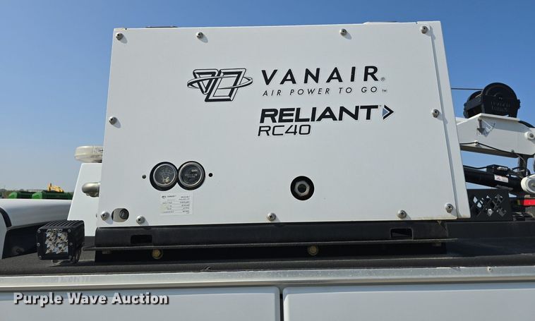 image for item DS4833 2018 Dodge Ram 5500HD utility / service truck