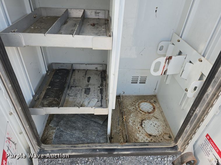 image for item DS4833 2018 Dodge Ram 5500HD utility / service truck