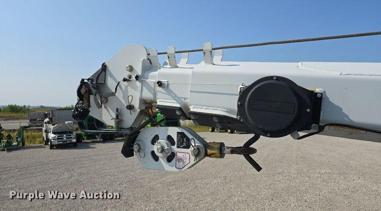 image for item DS4833 2018 Dodge Ram 5500HD utility / service truck