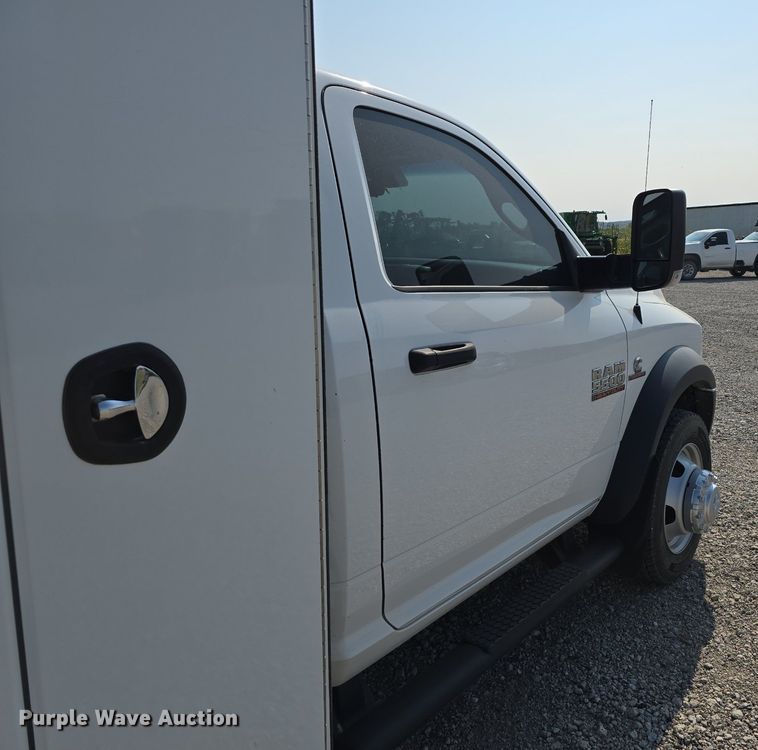 image for item DS4833 2018 Dodge Ram 5500HD utility / service truck