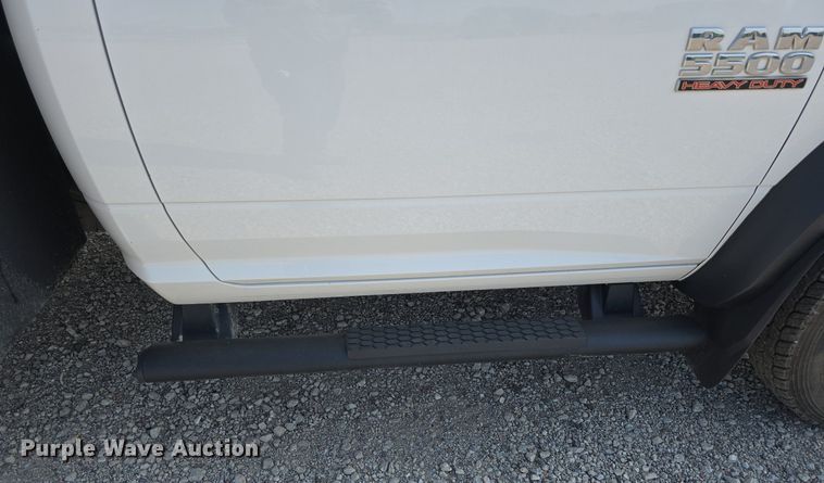 image for item DS4833 2018 Dodge Ram 5500HD utility / service truck