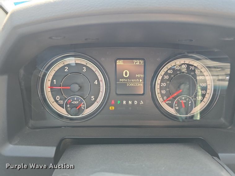 image for item DS4833 2018 Dodge Ram 5500HD utility / service truck