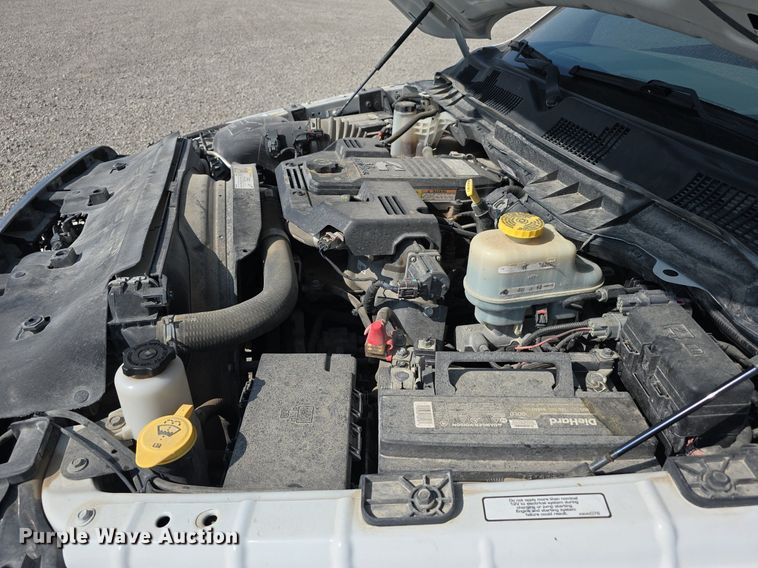 image for item DS4833 2018 Dodge Ram 5500HD utility / service truck