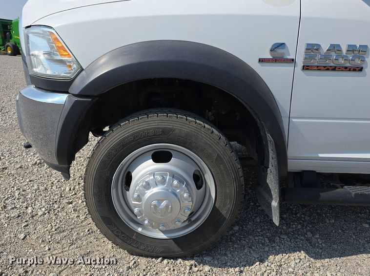 image for item DS4833 2018 Dodge Ram 5500HD utility / service truck