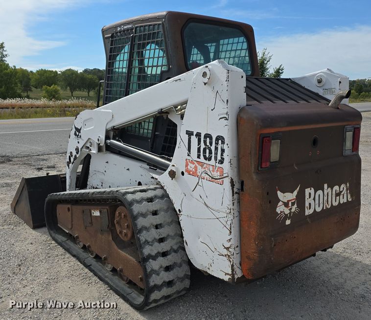 image for item DS4849 2006 Bobcat T180 tracked skid steer loader