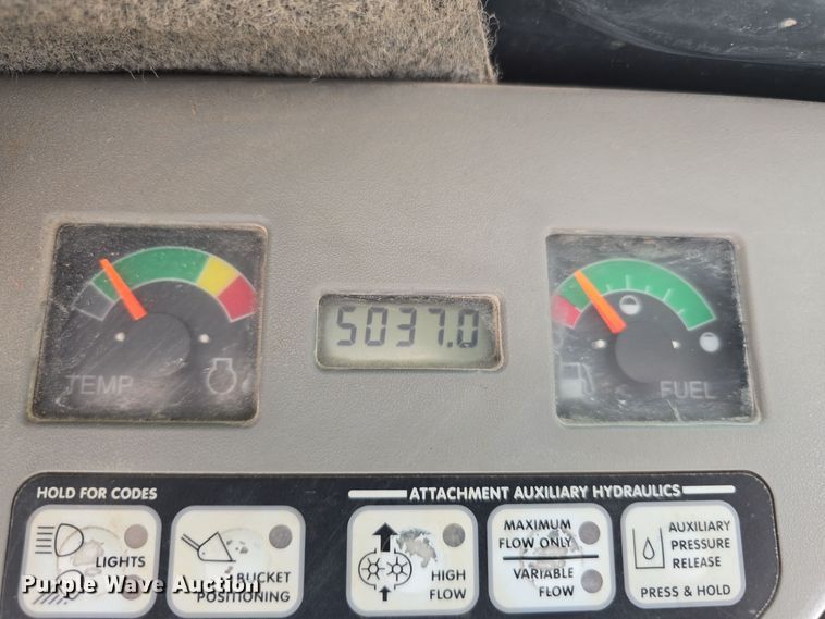 image for item DS4849 2006 Bobcat T180 tracked skid steer loader