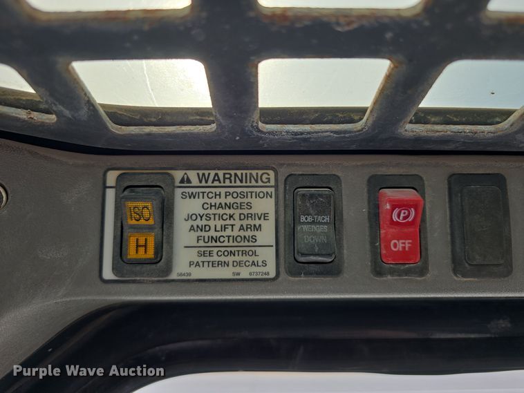 image for item DS4849 2006 Bobcat T180 tracked skid steer loader