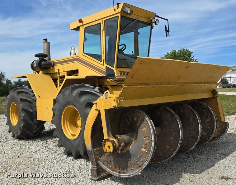 image for item DS4850 1981 Brown Bear II Series D tractor