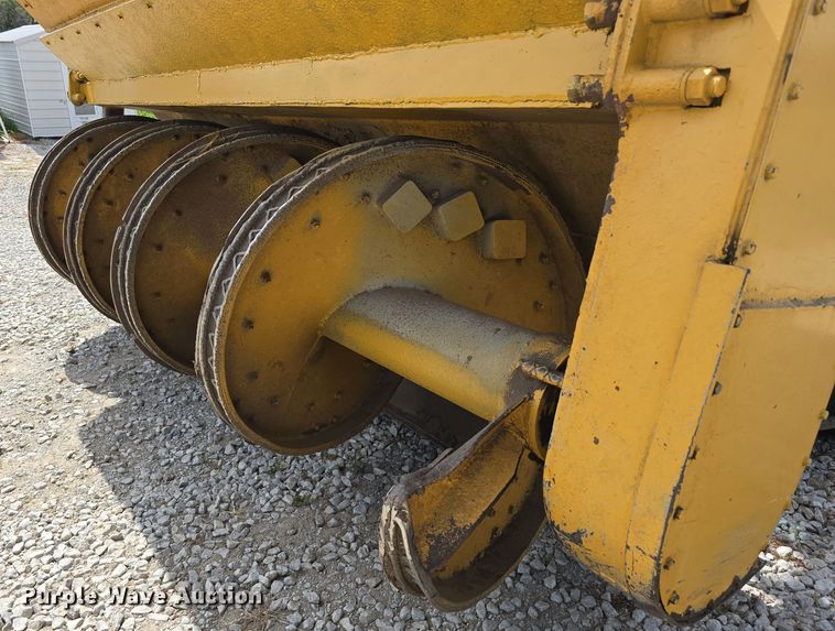image for item DS4850 1981 Brown Bear II Series D tractor