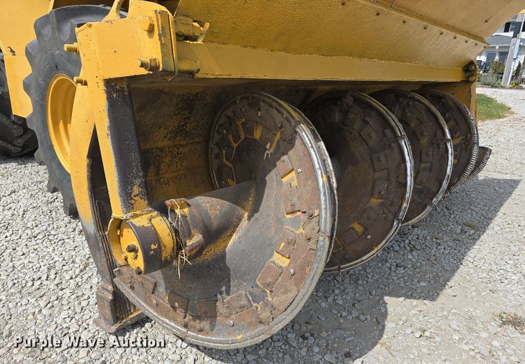 image for item DS4850 1981 Brown Bear II Series D tractor