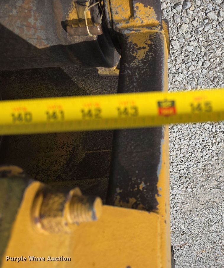 image for item DS4850 1981 Brown Bear II Series D tractor