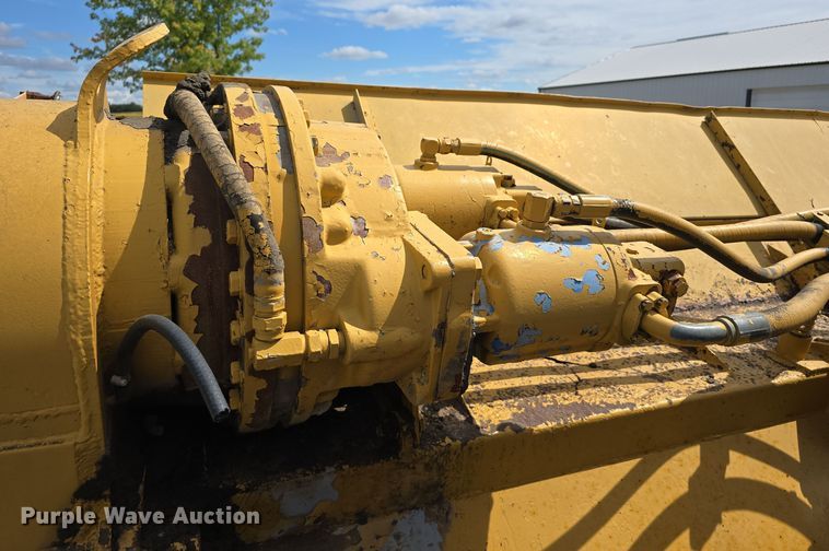 image for item DS4850 1981 Brown Bear II Series D tractor