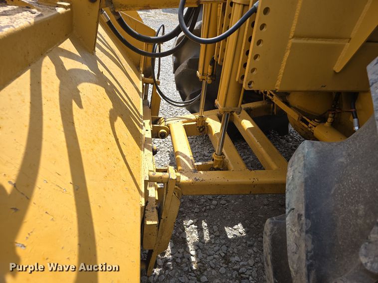 image for item DS4850 1981 Brown Bear II Series D tractor