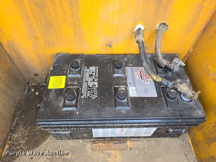 image for item DS4850 1981 Brown Bear II Series D tractor