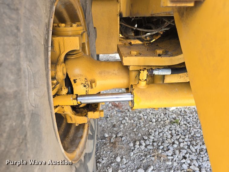 image for item DS4850 1981 Brown Bear II Series D tractor