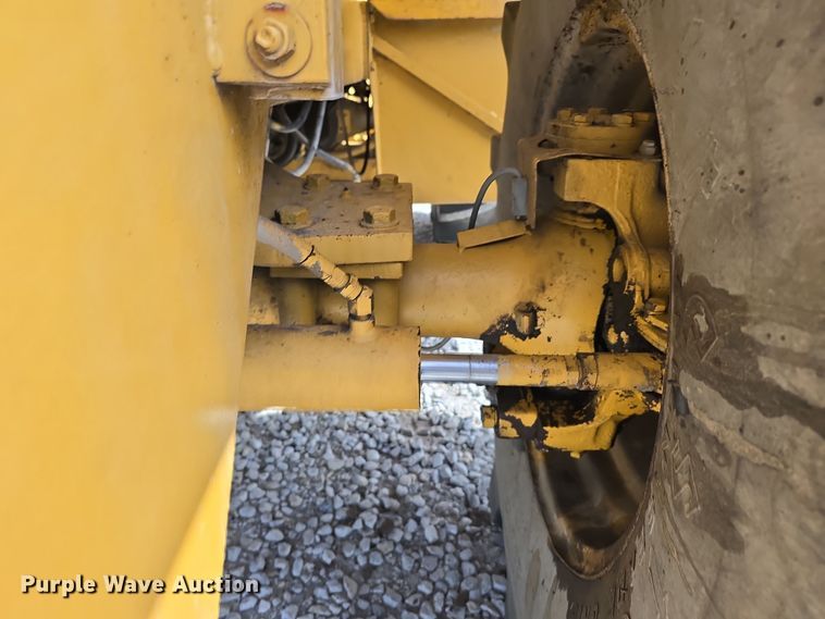 image for item DS4850 1981 Brown Bear II Series D tractor