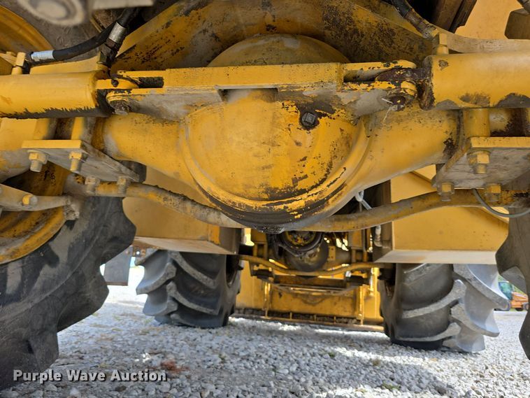 image for item DS4850 1981 Brown Bear II Series D tractor