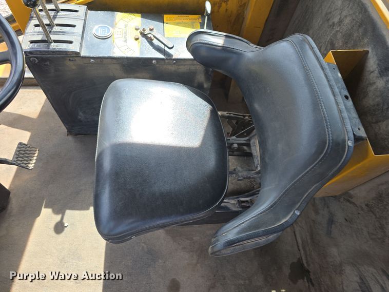 image for item DS4850 1981 Brown Bear II Series D tractor