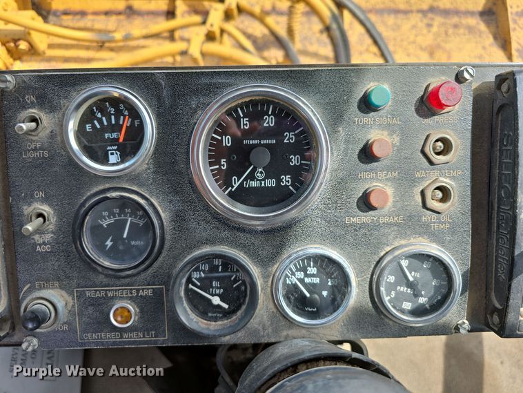 image for item DS4850 1981 Brown Bear II Series D tractor