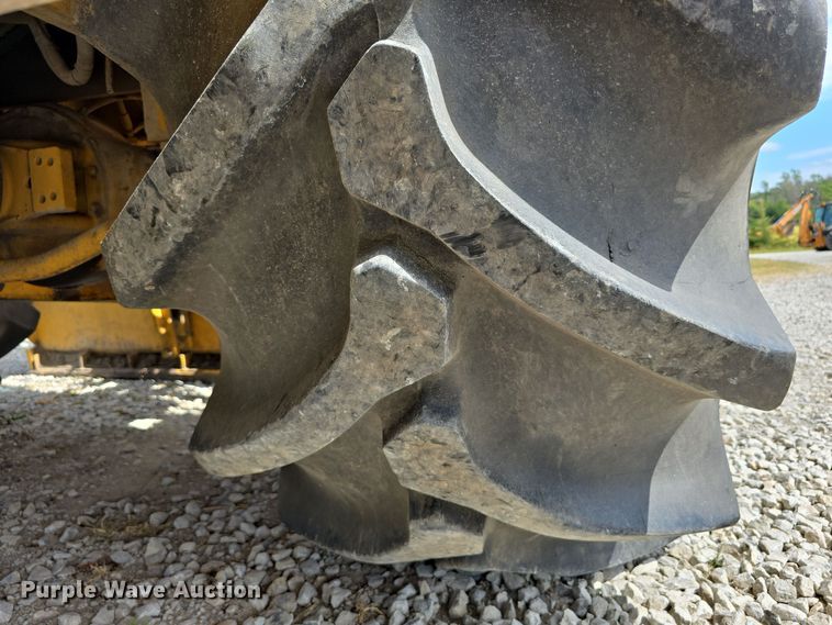 image for item DS4850 1981 Brown Bear II Series D tractor