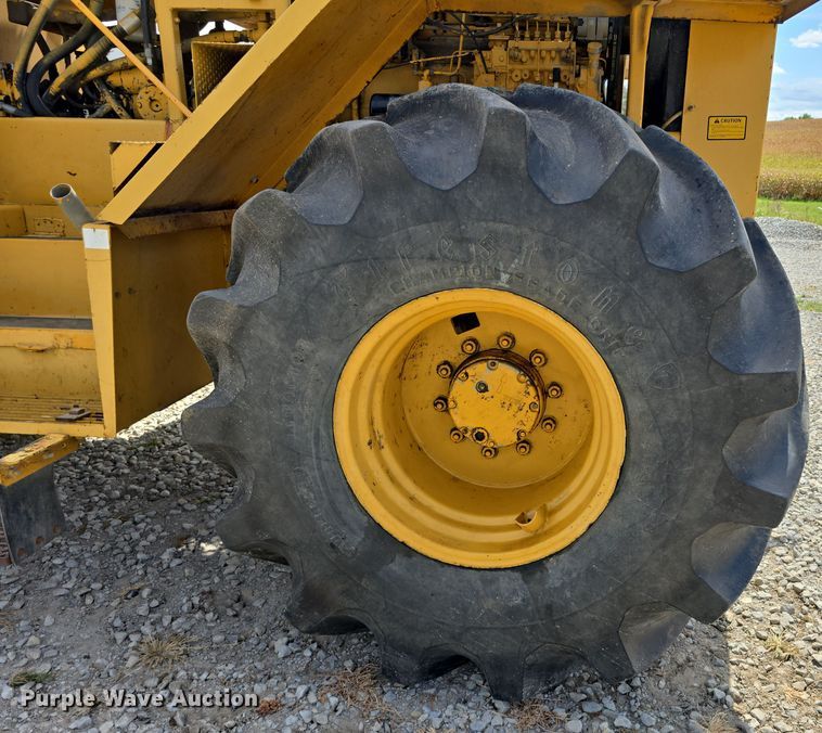 image for item DS4850 1981 Brown Bear II Series D tractor