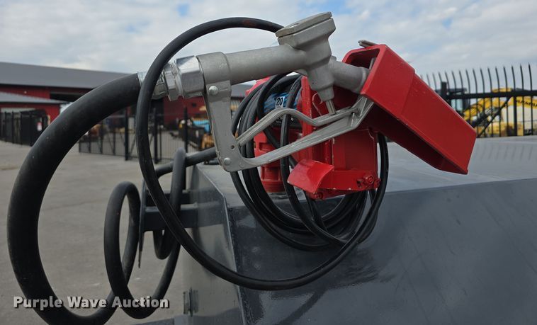 image for item DS4869 2024 X-Star Trailers LLC 990G fuel tank trailer