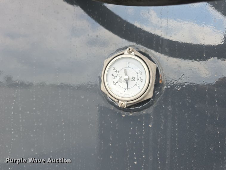 image for item DS4869 2024 X-Star Trailers LLC 990G fuel tank trailer