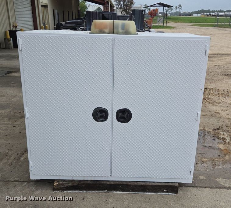 image for item DT5260 Fuel and lube skid