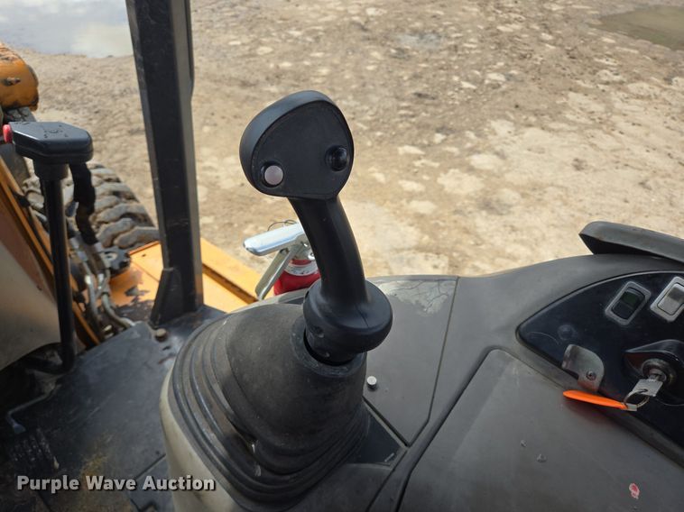 image for item DT5262 2014 Case  580N backhoe