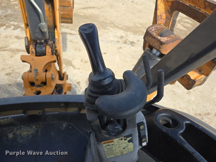 image for item DT5262 2014 Case  580N backhoe