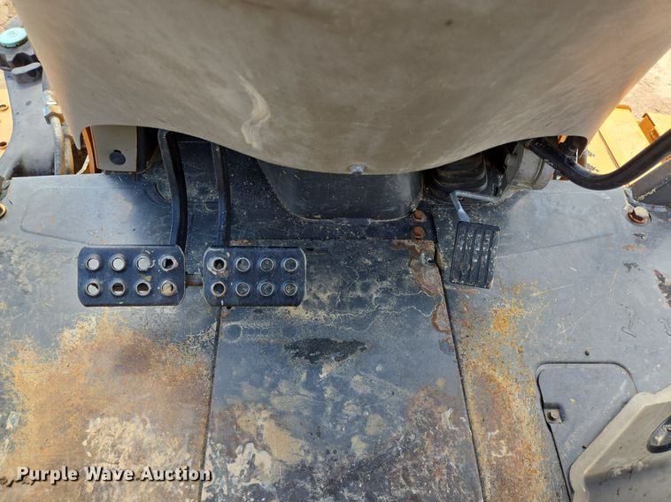 image for item DT5262 2014 Case  580N backhoe