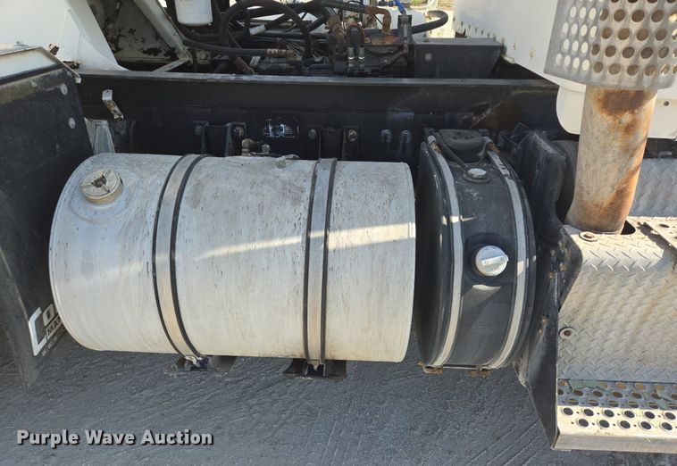 image for item DT5265 2012 Kenworth W900 ready mix truck