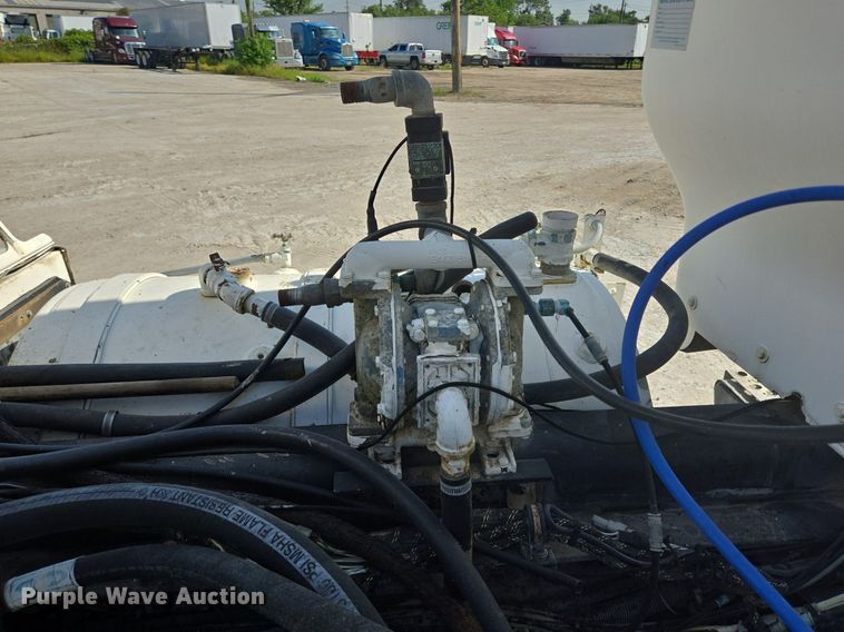 image for item DT5265 2012 Kenworth W900 ready mix truck