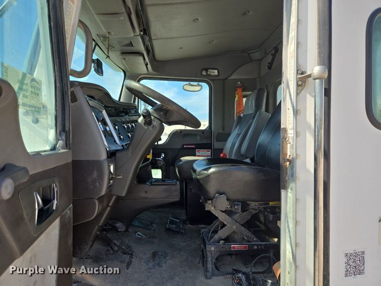 image for item DT5265 2012 Kenworth W900 ready mix truck