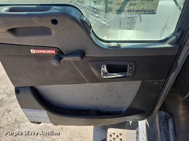 image for item DT5265 2012 Kenworth W900 ready mix truck