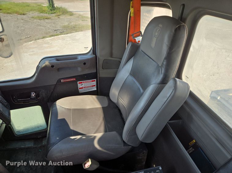 image for item DT5265 2012 Kenworth W900 ready mix truck