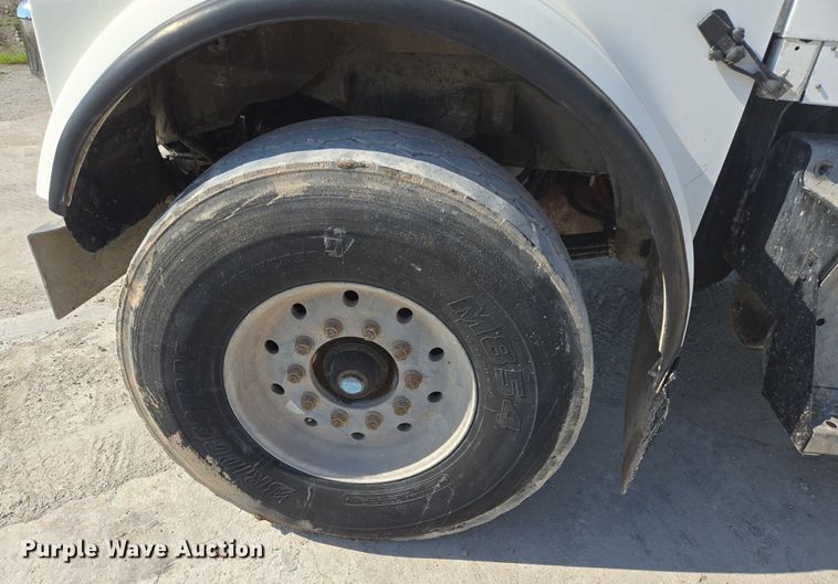 image for item DT5265 2012 Kenworth W900 ready mix truck