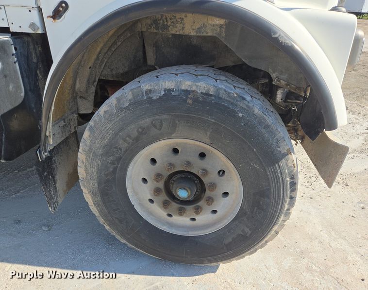 image for item DT5265 2012 Kenworth W900 ready mix truck