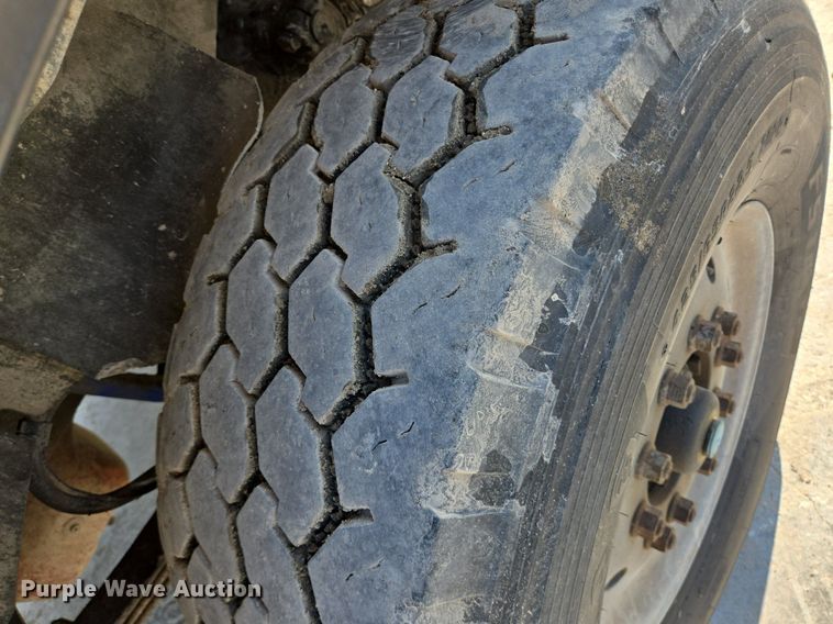 image for item DT5265 2012 Kenworth W900 ready mix truck