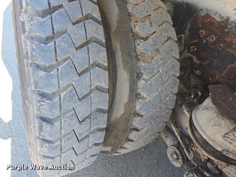 image for item DT5265 2012 Kenworth W900 ready mix truck