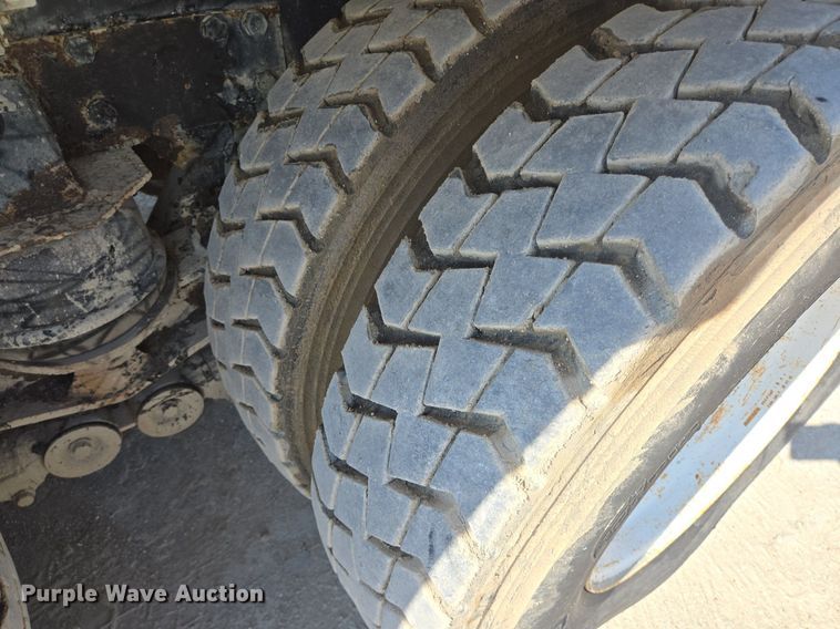 image for item DT5265 2012 Kenworth W900 ready mix truck