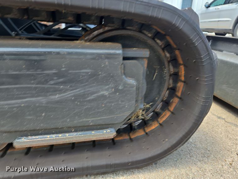 image for item DT5267 2019 Bobcat E26 mini excavator