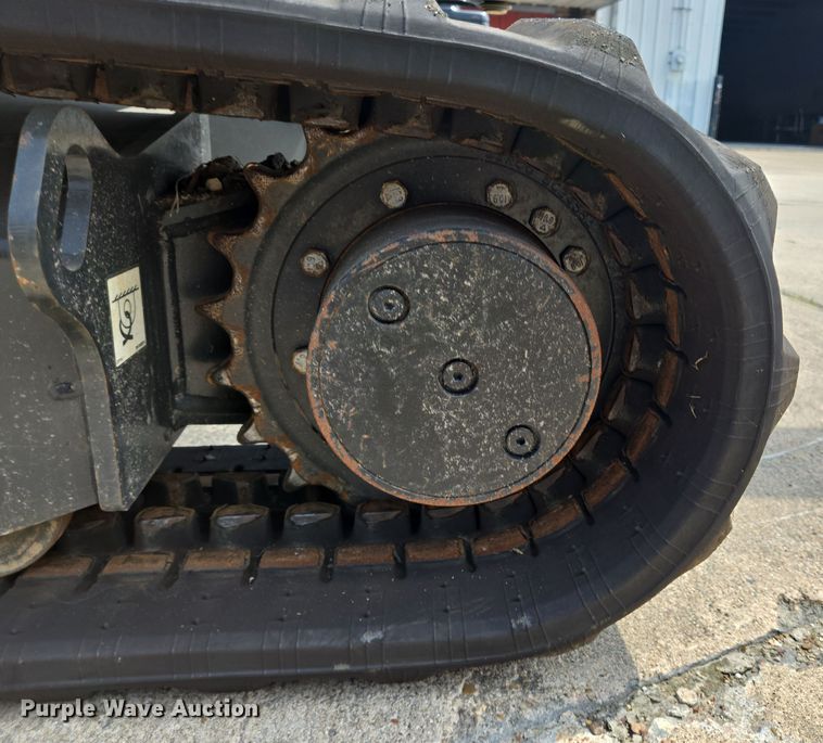 image for item DT5267 2019 Bobcat E26 mini excavator