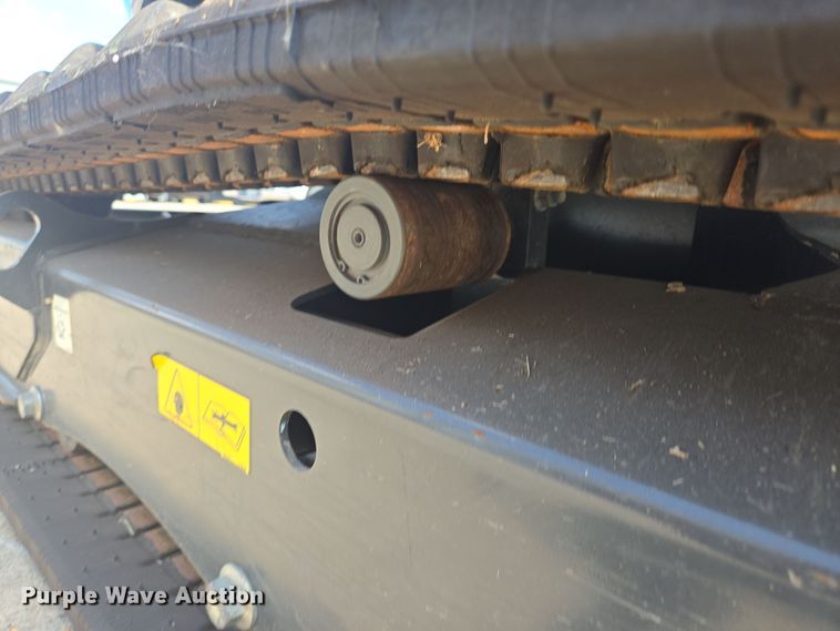 image for item DT5267 2019 Bobcat E26 mini excavator