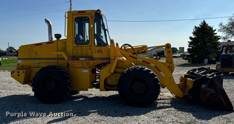 image for item DV5886 1991 Case  621 wheel loader