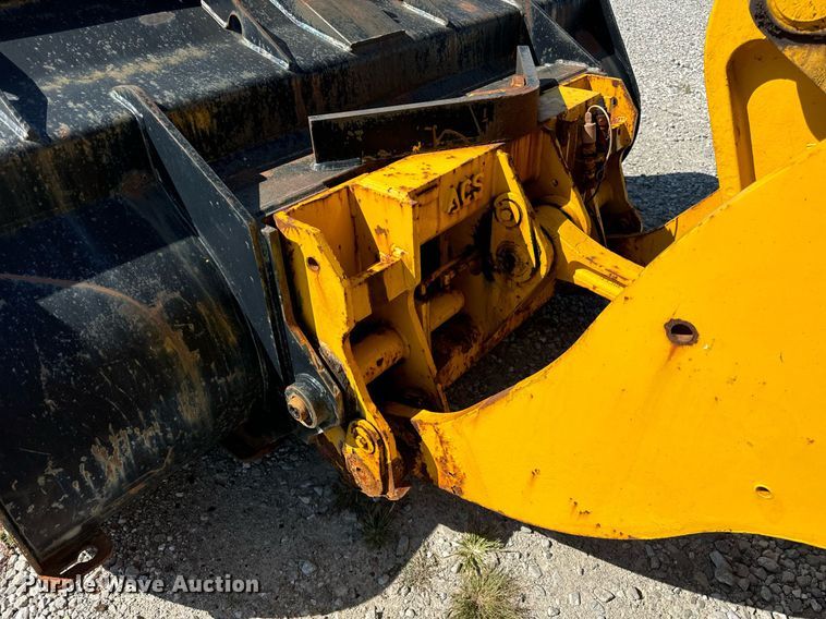 image for item DV5886 1991 Case  621 wheel loader