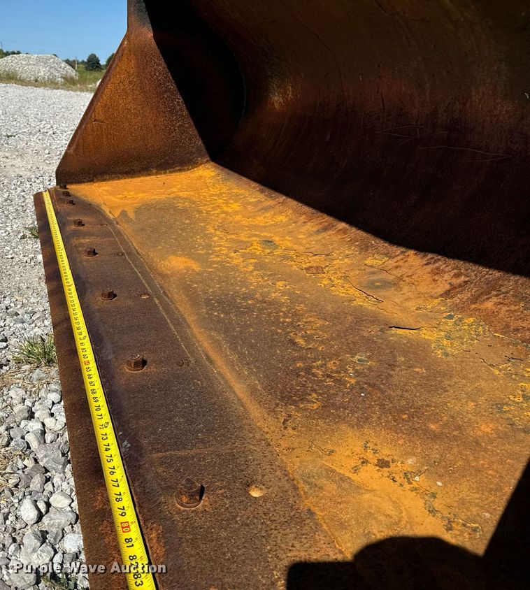 image for item DV5886 1991 Case  621 wheel loader