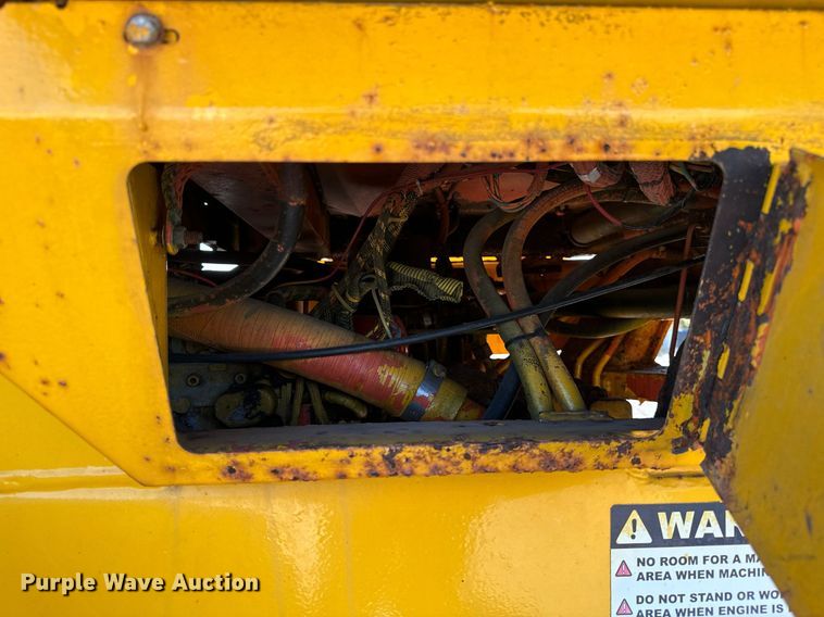 image for item DV5886 1991 Case  621 wheel loader